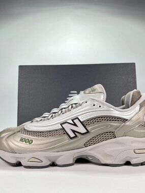 Women's New Balance 1000 Classic Sneakers Shoes - Brown Grey M1000N